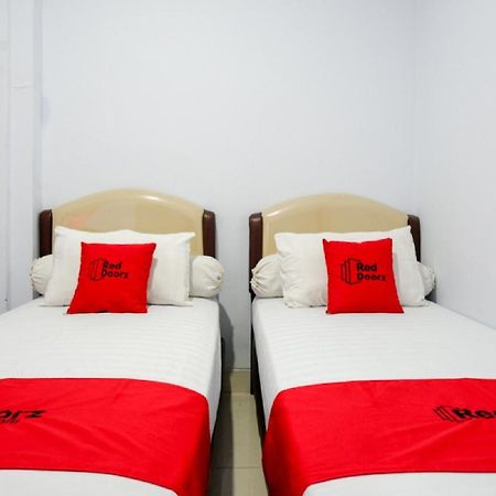 Reddoorz @ Hotel Bravo Pantai Kamali Bau Bau Baubau Buitenkant foto